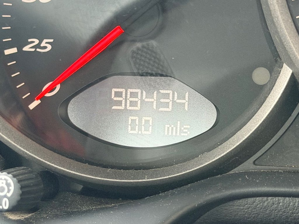 Used Porsche Boxster 2007 for sale - 77394495: Photo 2