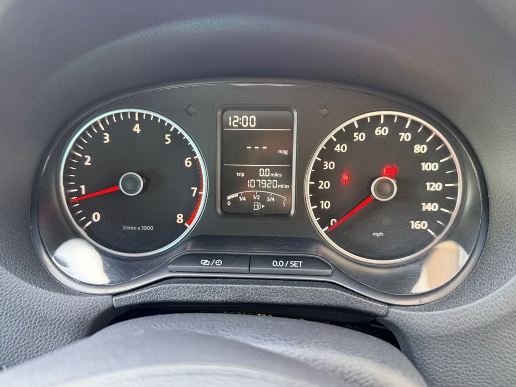 Used Volkswagen Polo 2013 for sale - 77647940: Photo 2