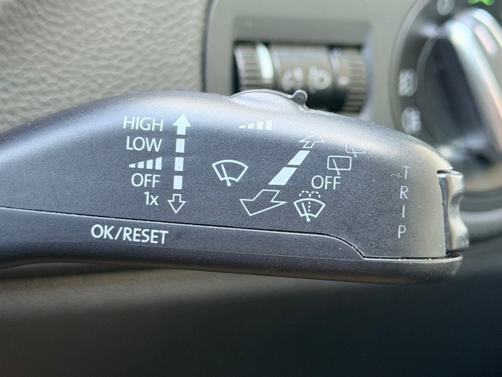 Used Volkswagen Polo 2013 for sale - 77647940: Photo 41