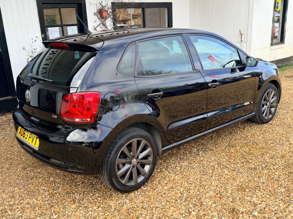 Used Volkswagen Polo 2013 for sale - 77647940: Photo 6