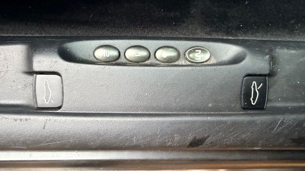 Used Porsche 911 2004 for sale - 77302188: Photo 31