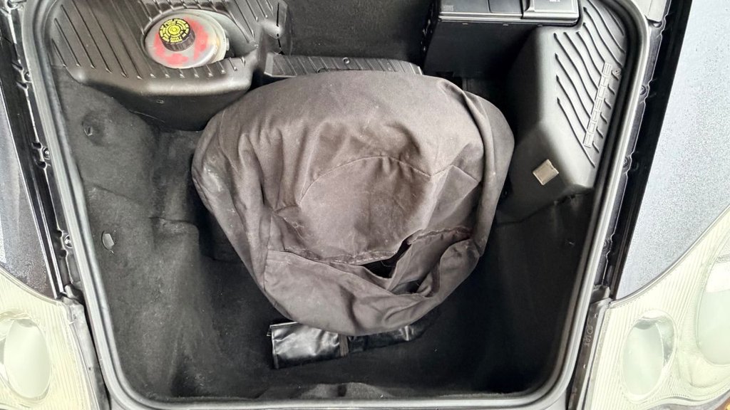 Used Porsche 911 2004 for sale - 77302188: Photo 47