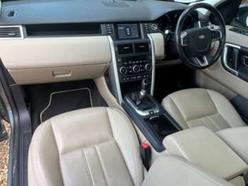 Used Land Rover Discovery Sport 2017 for sale - 75088042: Photo