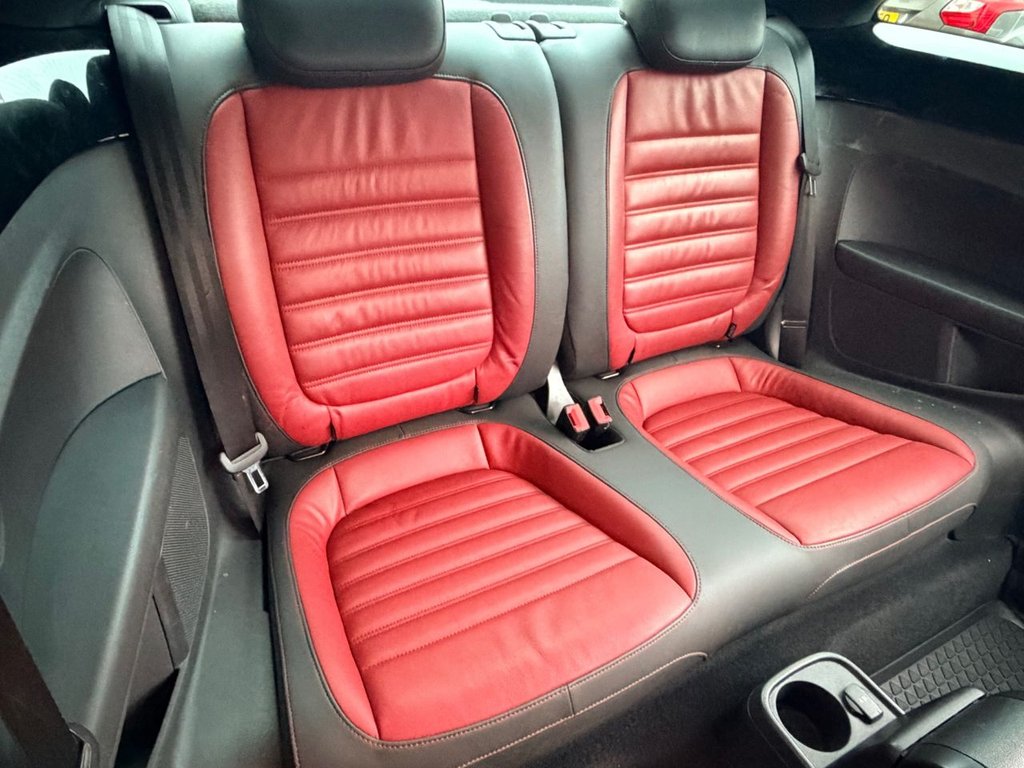 Used Volkswagen Beetle 2014 for sale - 77436991: Photo 24