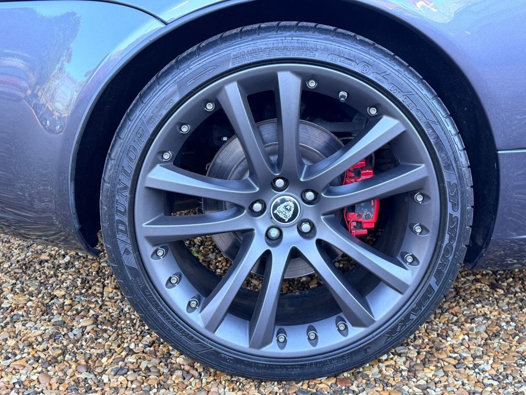 Used Jaguar XKR 2006 for sale - 77010141: Photo 12