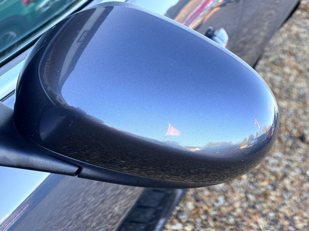 Used Jaguar XKR 2006 for sale - 77010141: Photo 24