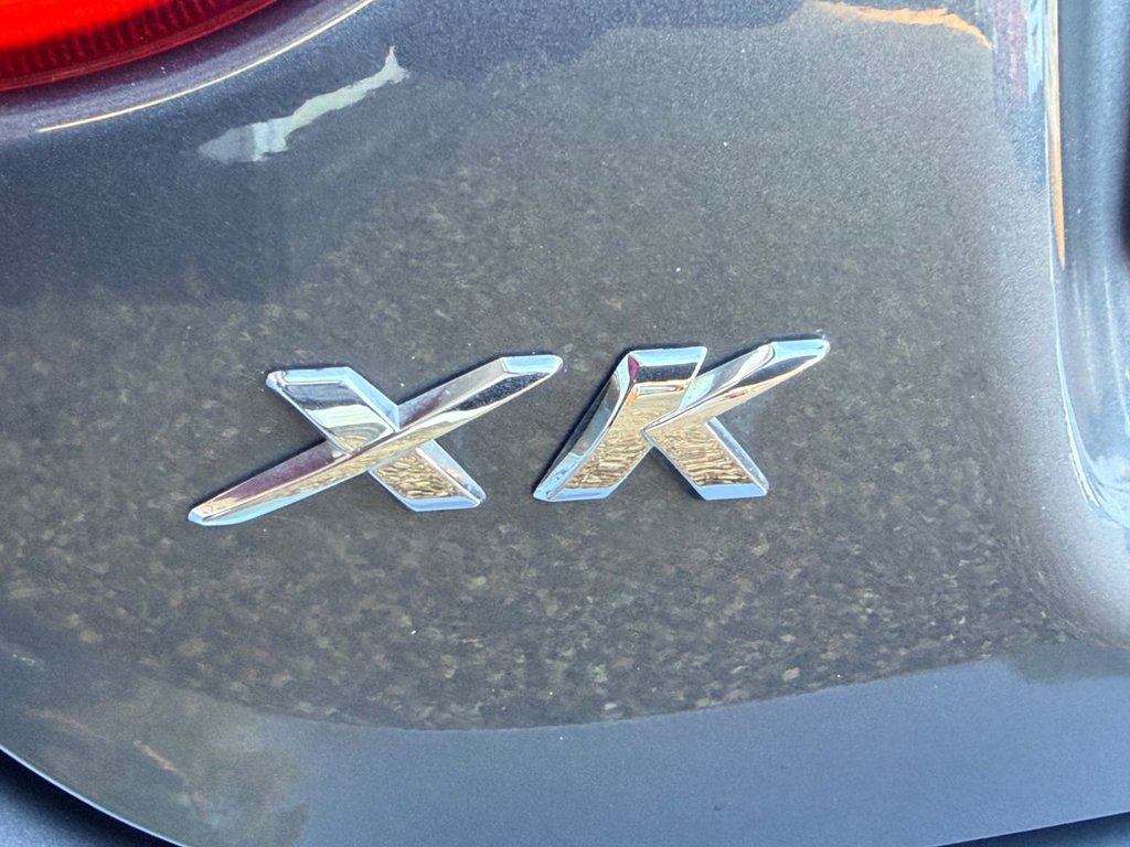 Used Jaguar XKR 2006 for sale - 77010141: Photo 9