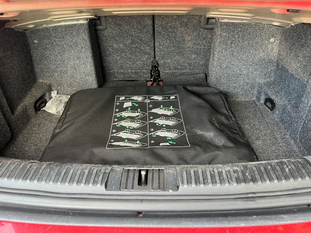 Used Volkswagen Golf 2012 for sale - 77498610: Photo 33