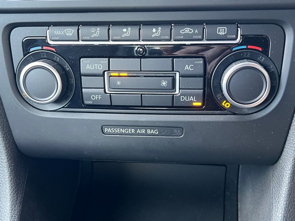 Used Volkswagen Golf 2012 for sale - 77498610: Photo 36