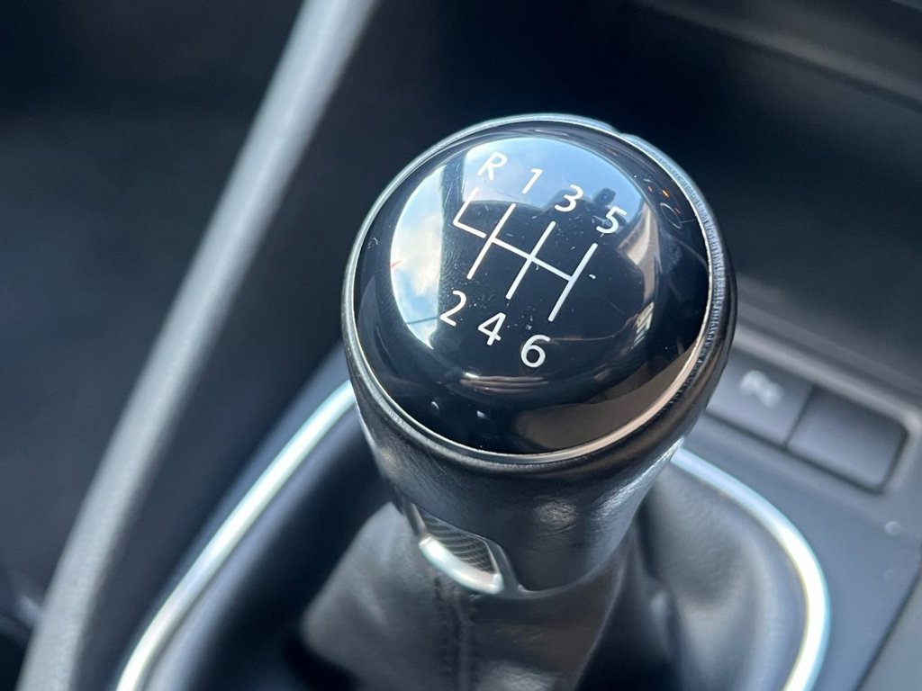 Used Volkswagen Golf 2012 for sale - 77498610: Photo 39