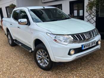 2017 (66) - 2.4 DI-D DC Titan Pickup Double Cab 4dr Diesel Manual 4WD Euro 5 (178 ps)