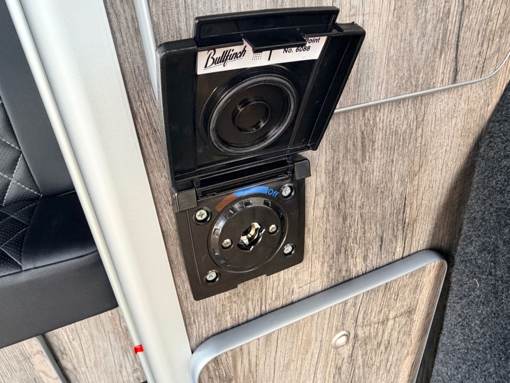 Used Volkswagen Transporter 2023 for sale - 77627453: Photo 46