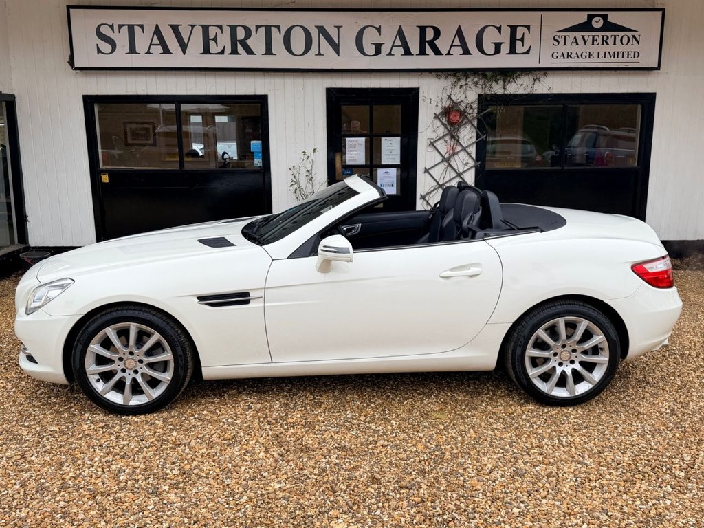 Used Mercedes-Benz SLK 2011 for sale - 77594189: Photo 16