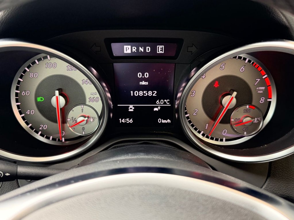 Used Mercedes-Benz SLK 2011 for sale - 77594189: Photo 32