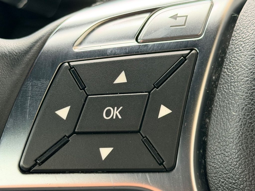 Used Mercedes-Benz SLK 2011 for sale - 77594189: Photo 38