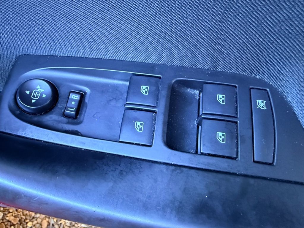 Used Vauxhall Astra 2017 for sale - 77084125: Photo 27