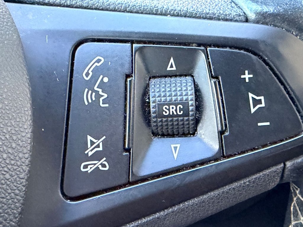 Used Vauxhall Astra 2017 for sale - 77084125: Photo 37