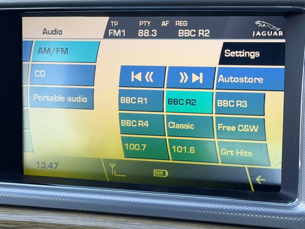 Used Jaguar XF 2010 for sale - 77133217: Photo 38