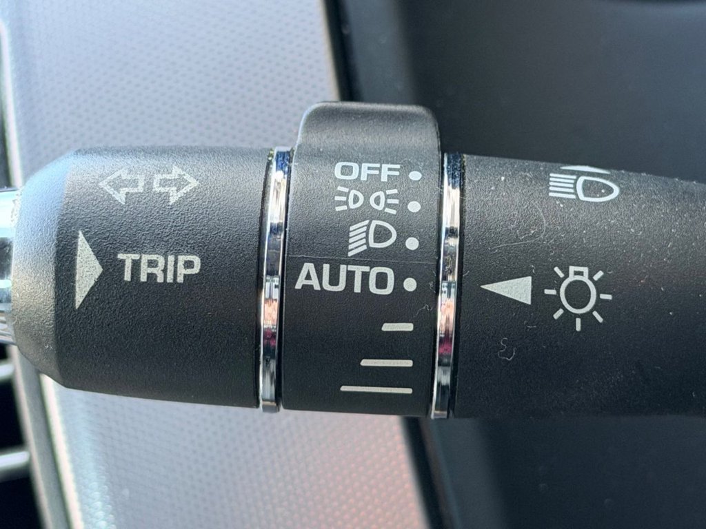 Used Jaguar XF 2010 for sale - 77133217: Photo 50