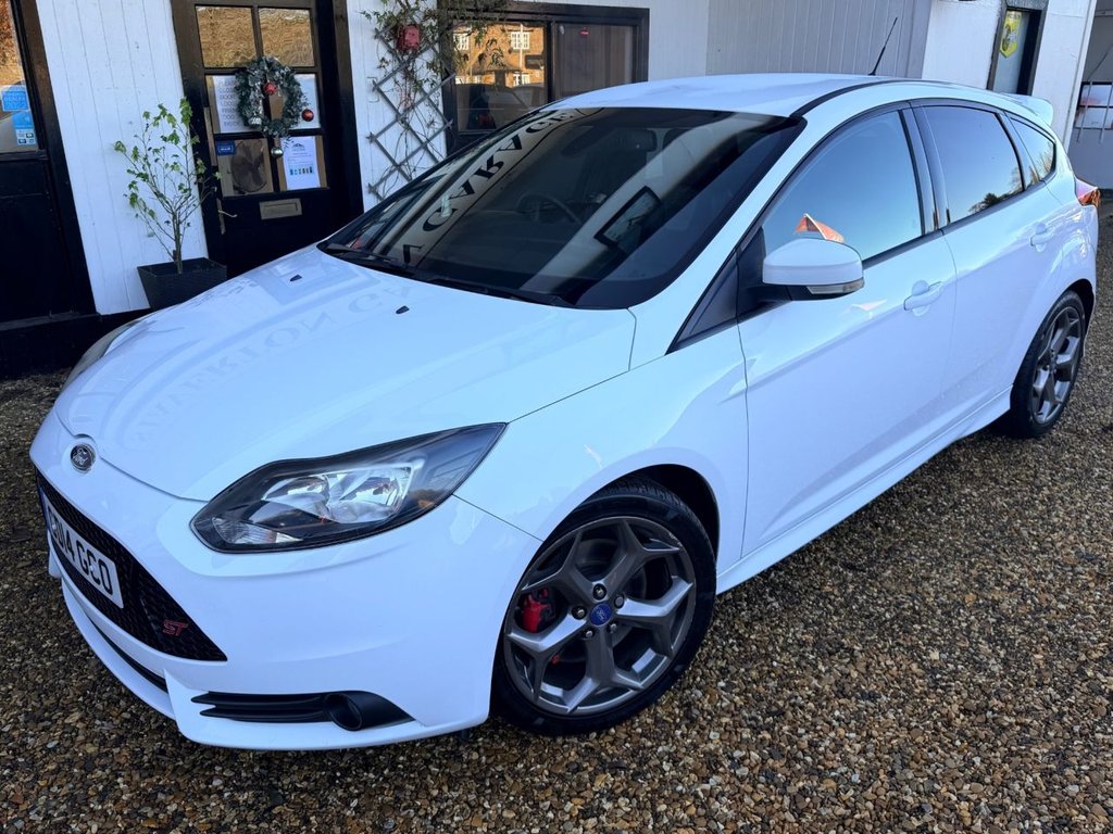 Used Ford Focus 2014 for sale - 76797976: Photo 15