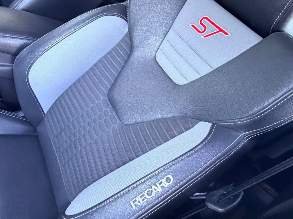 Used Ford Focus 2014 for sale - 76797976: Photo 25