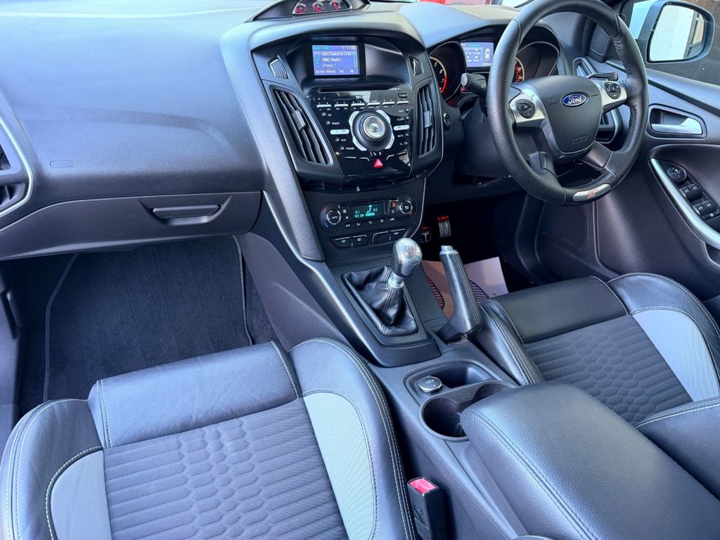 Used Ford Focus 2014 for sale - 76797976: Photo 3