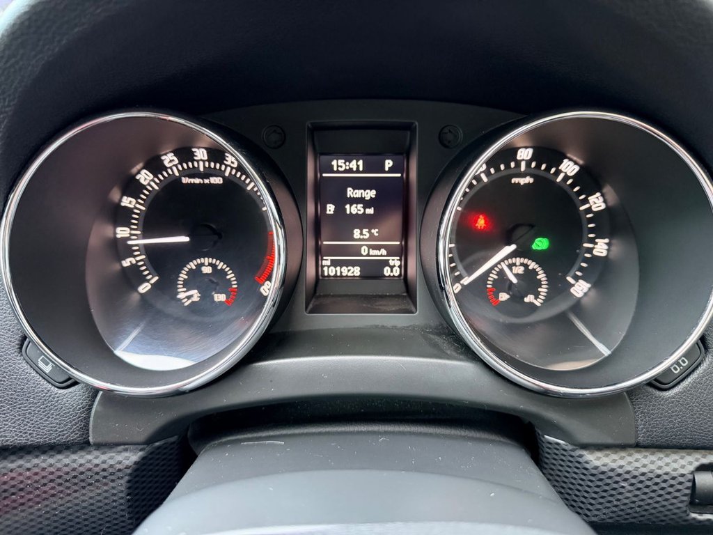 Used Skoda Yeti 2015 for sale - 77384548: Photo 37