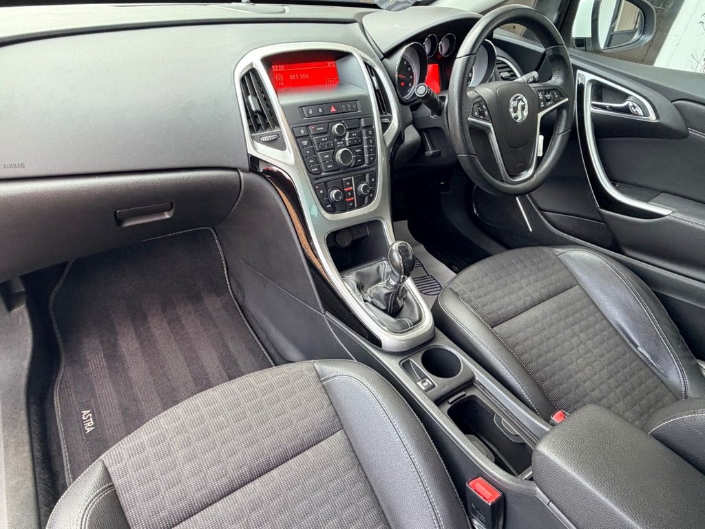 Used Vauxhall Astra GTC 2013 for sale - 77452333: Photo 3