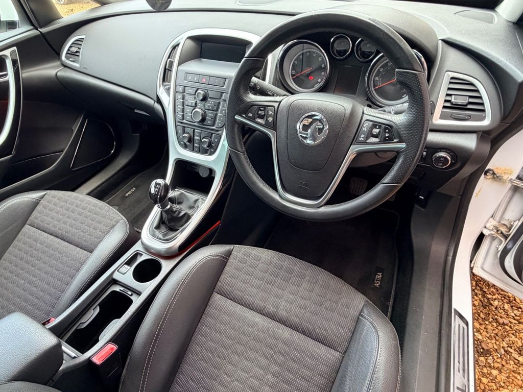 Used Vauxhall Astra GTC 2013 for sale - 77452333: Photo 30