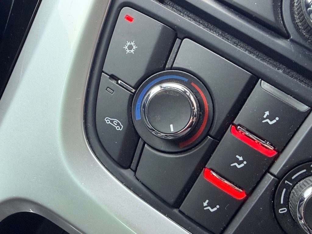 Used Vauxhall Astra GTC 2013 for sale - 77452333: Photo 35