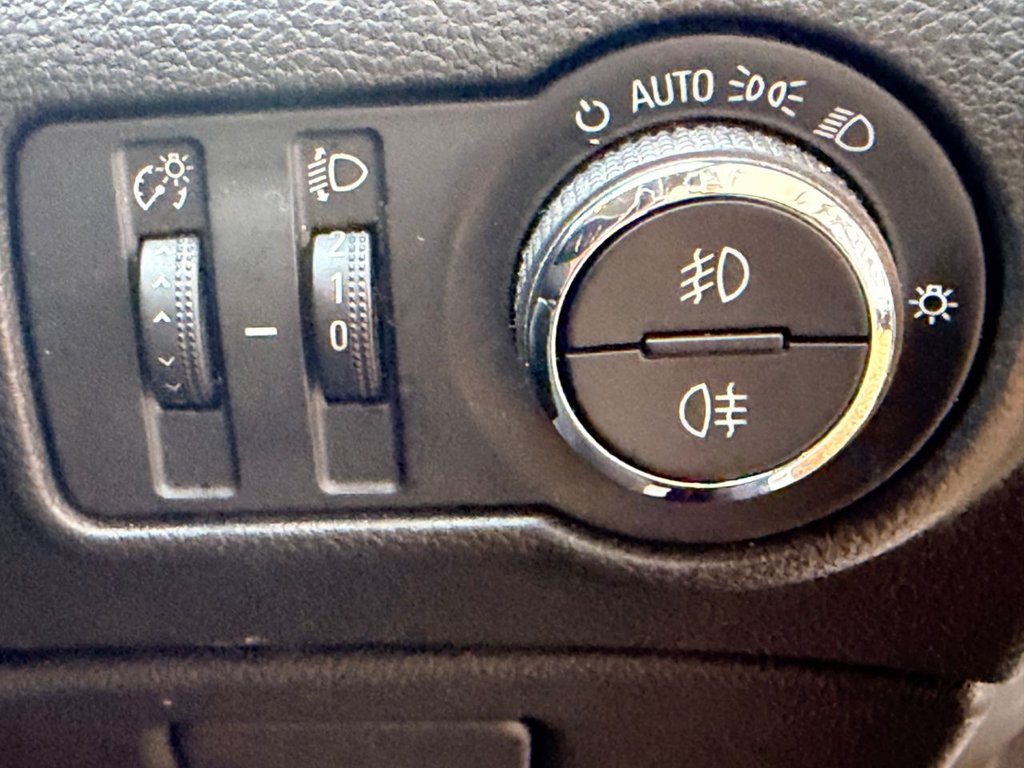 Used Vauxhall Astra GTC 2013 for sale - 77452333: Photo 43