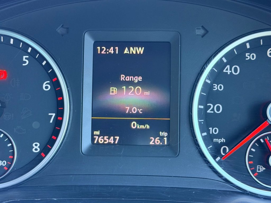 Used Volkswagen Tiguan 2015 for sale - 76724187: Photo 2