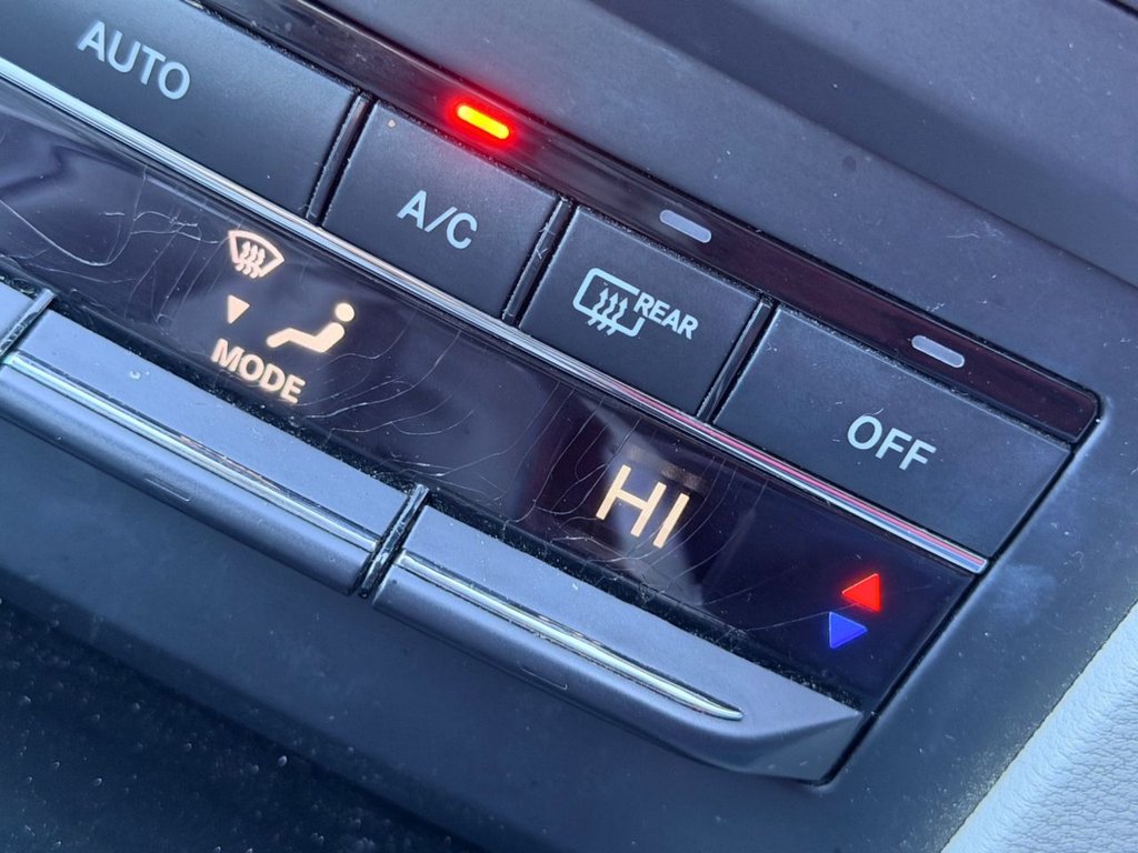 Used Mercedes-Benz E Class 2012 for sale - 77014366: Photo 43