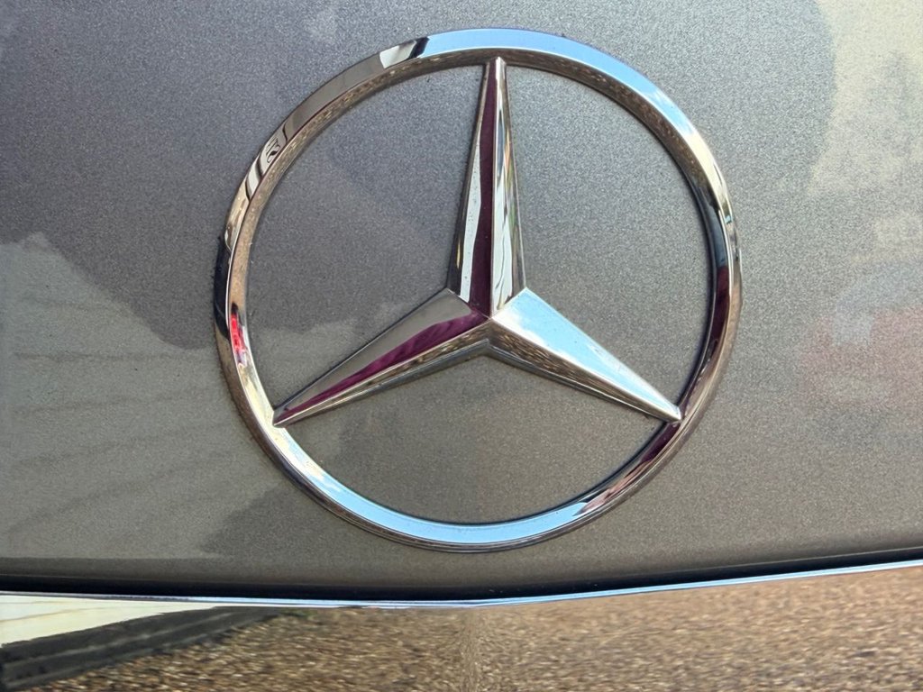 Used Mercedes-Benz E Class 2012 for sale - 77014366: Photo 9