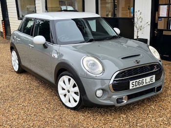 MINI Hatch feature image