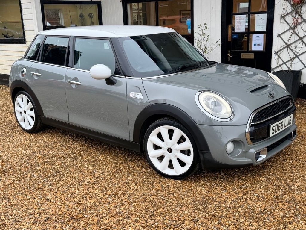 Used MINI Hatch 2016 for sale - 77328049: Photo 4