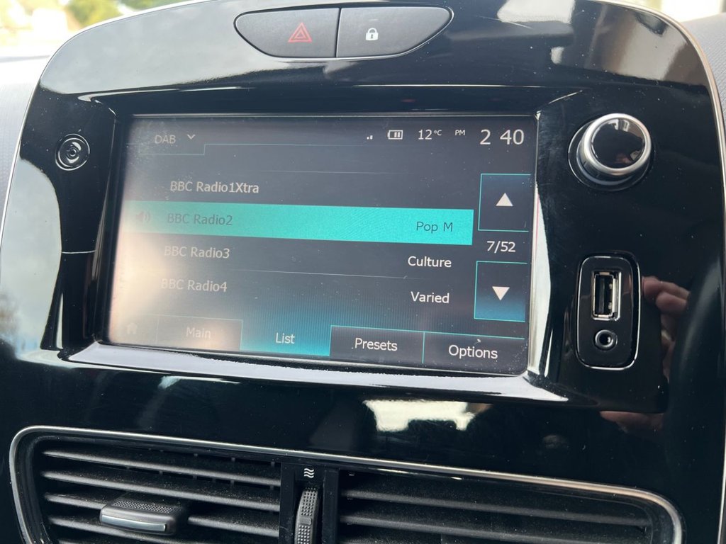 Used Renault Clio 2018 for sale - 77786066: Photo 27