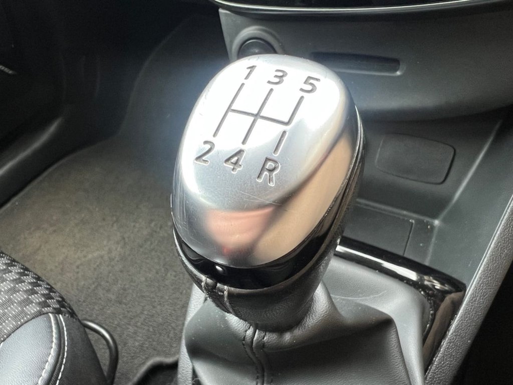 Used Renault Clio 2018 for sale - 77786066: Photo 34