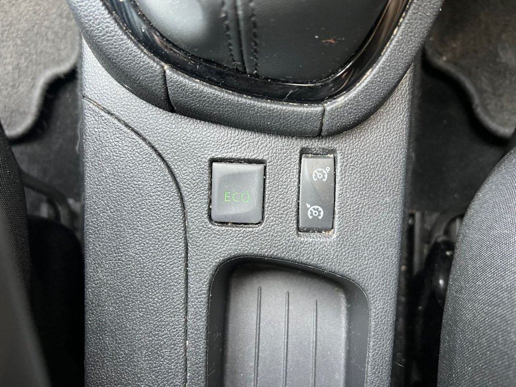 Used Renault Clio 2018 for sale - 77786066: Photo 35