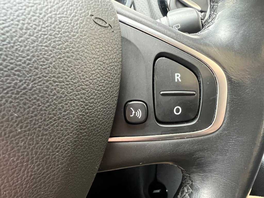 Used Renault Clio 2018 for sale - 77786066: Photo 37