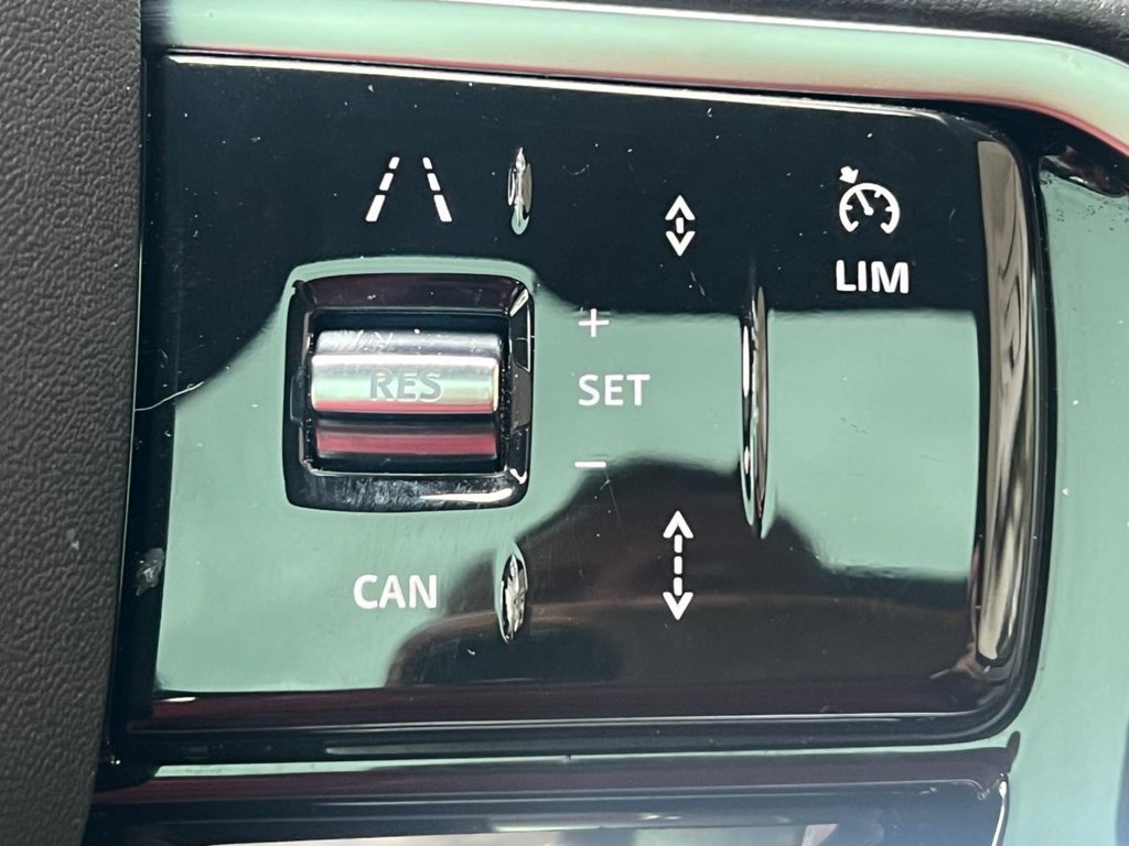 Used Land Rover Range Rover Evoque 2022 for sale - 76361625: Photo 41