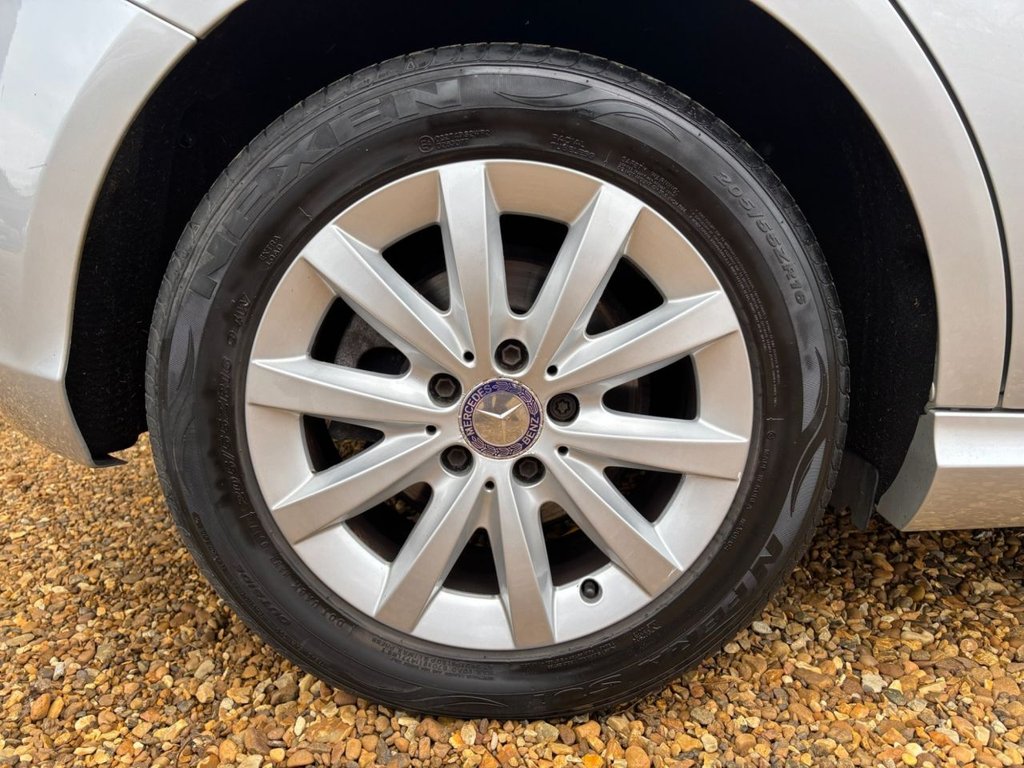 Used Mercedes-Benz A-Class 2013 for sale - 76486987: Photo 14