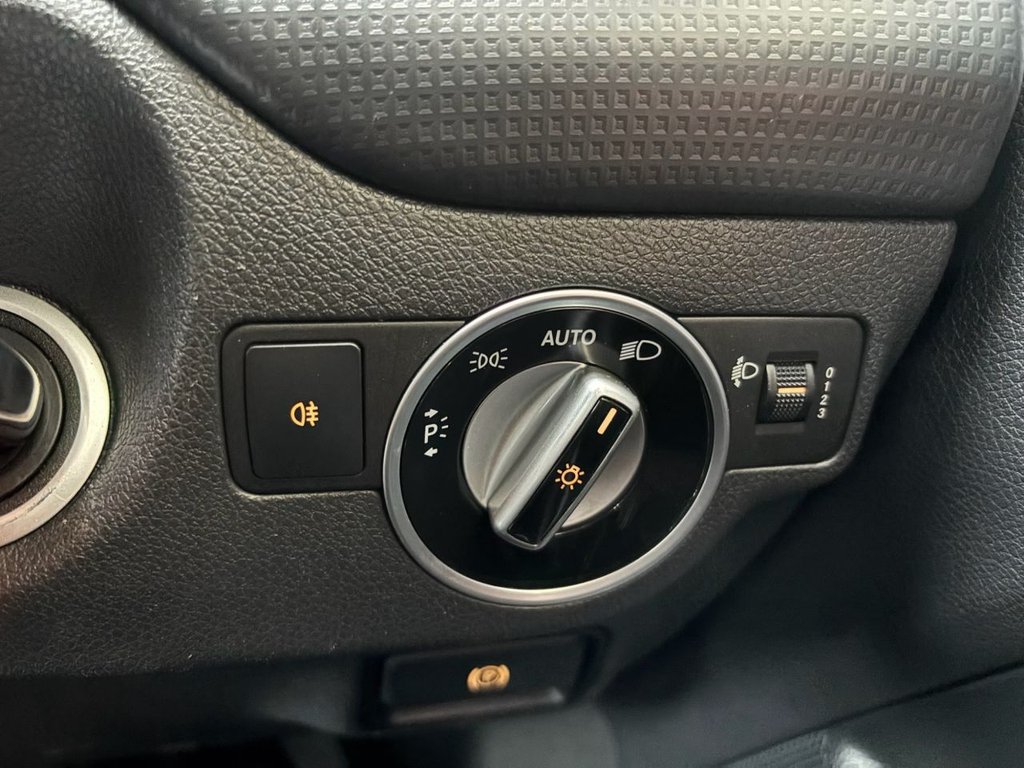 Used Mercedes-Benz A-Class 2013 for sale - 76486987: Photo 30