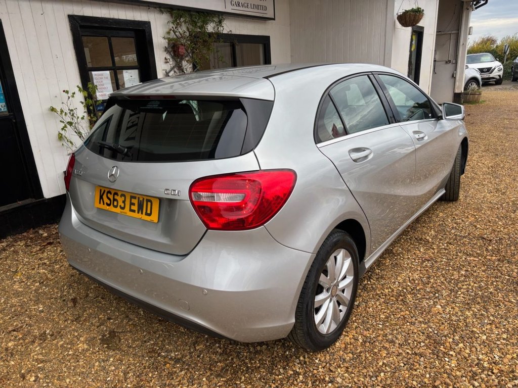 Used Mercedes-Benz A-Class 2013 for sale - 76486987: Photo 7