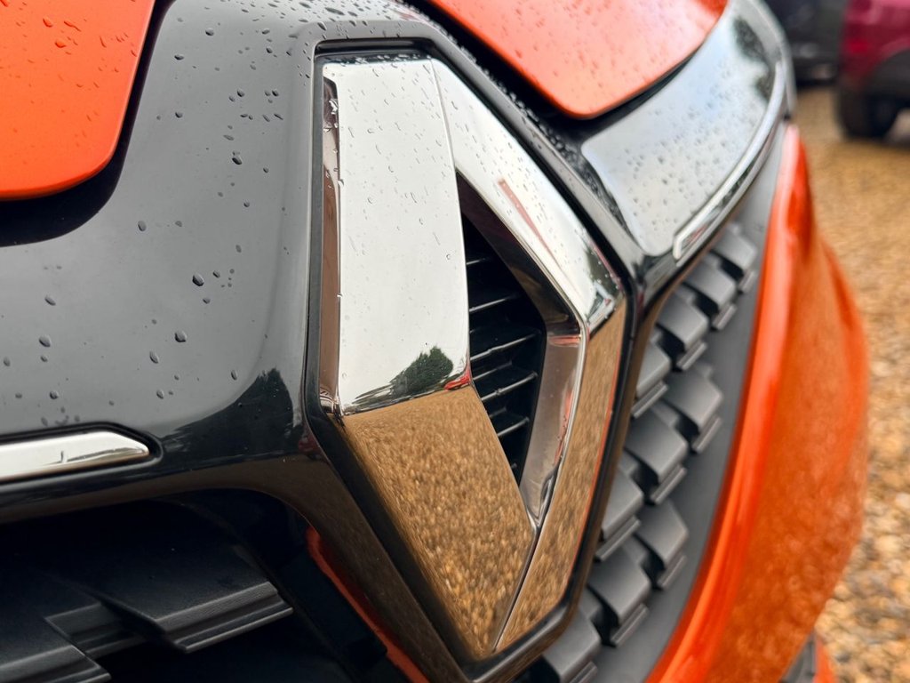 Used Renault Clio 2020 for sale - 77302509: Photo 18