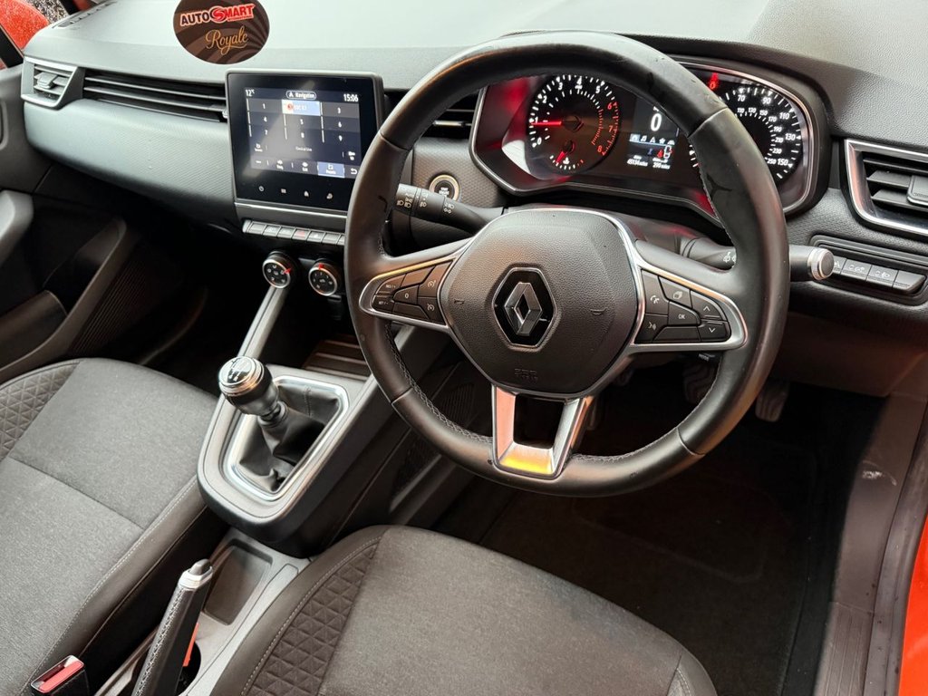 Used Renault Clio 2020 for sale - 77302509: Photo 30