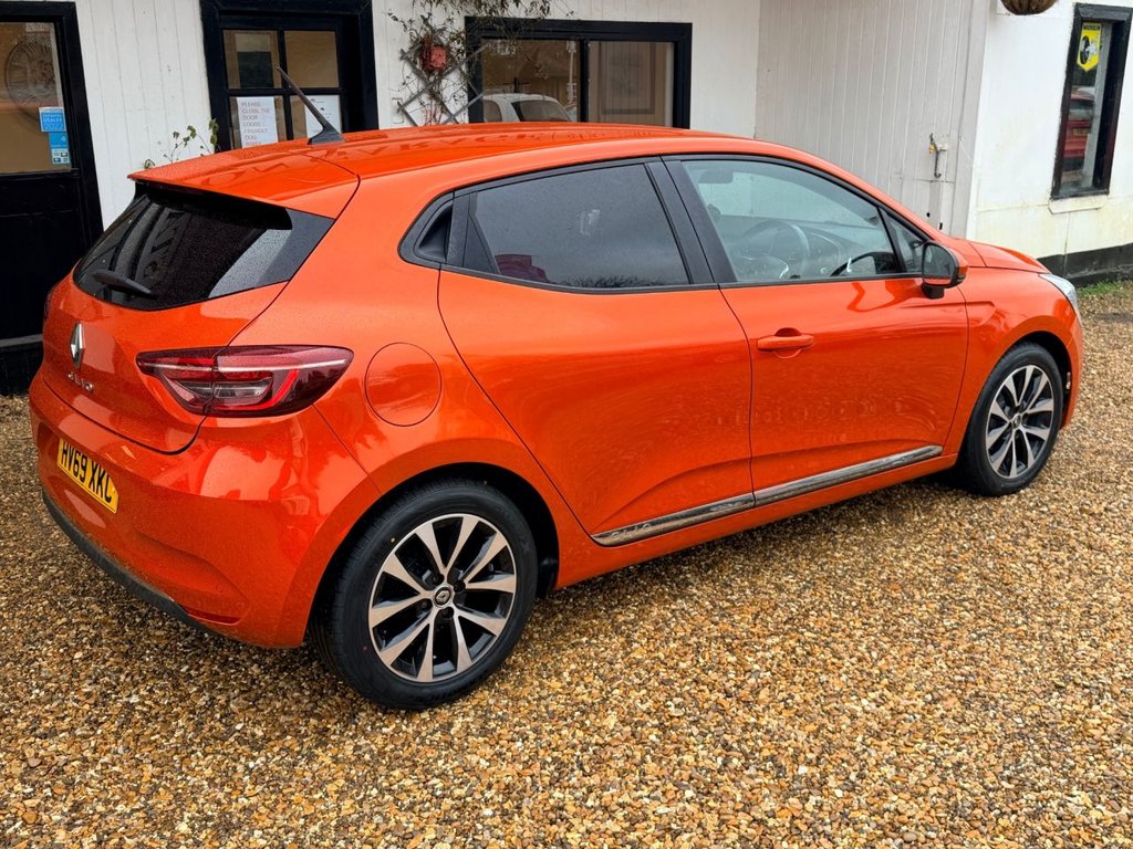 Used Renault Clio 2020 for sale - 77302509: Photo 6