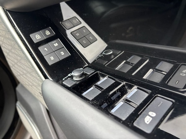 Used Land Rover Range Rover Velar 2021 for sale - 75676014: Photo 29