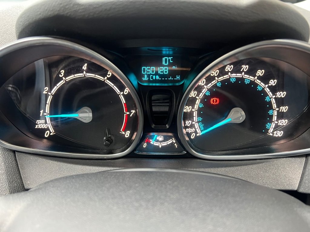 Used Ford Fiesta 2015 for sale - 76406889: Photo 2