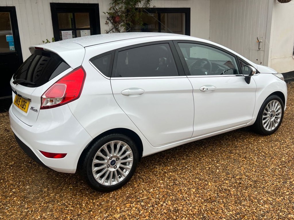Used Ford Fiesta 2015 for sale - 76406889: Photo 6